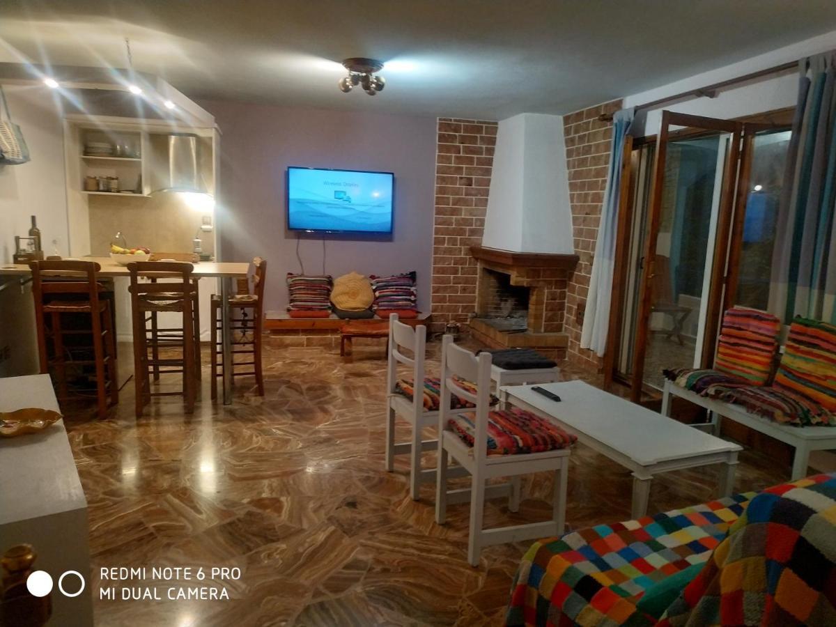 Muses Apartments Eretria  Exterior photo