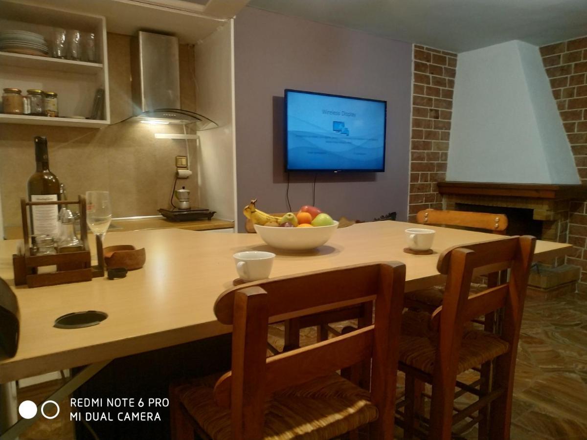 Muses Apartments Eretria  Exterior photo