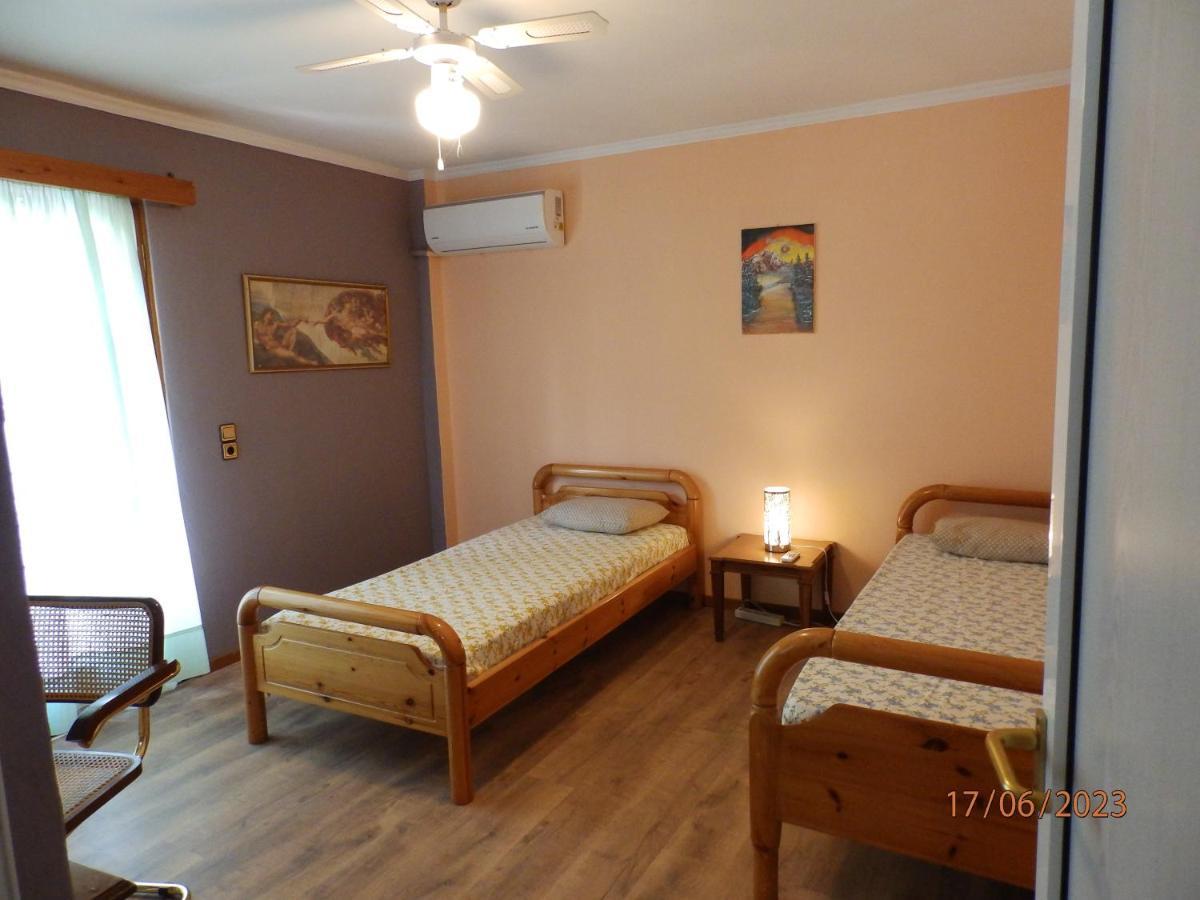 Muses Apartments Eretria  Exterior photo
